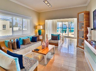 presidential suites punta cana livingroom 2